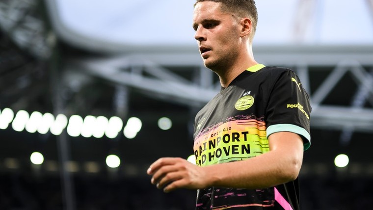 PSV slaat grote slag met verlengen Veerman