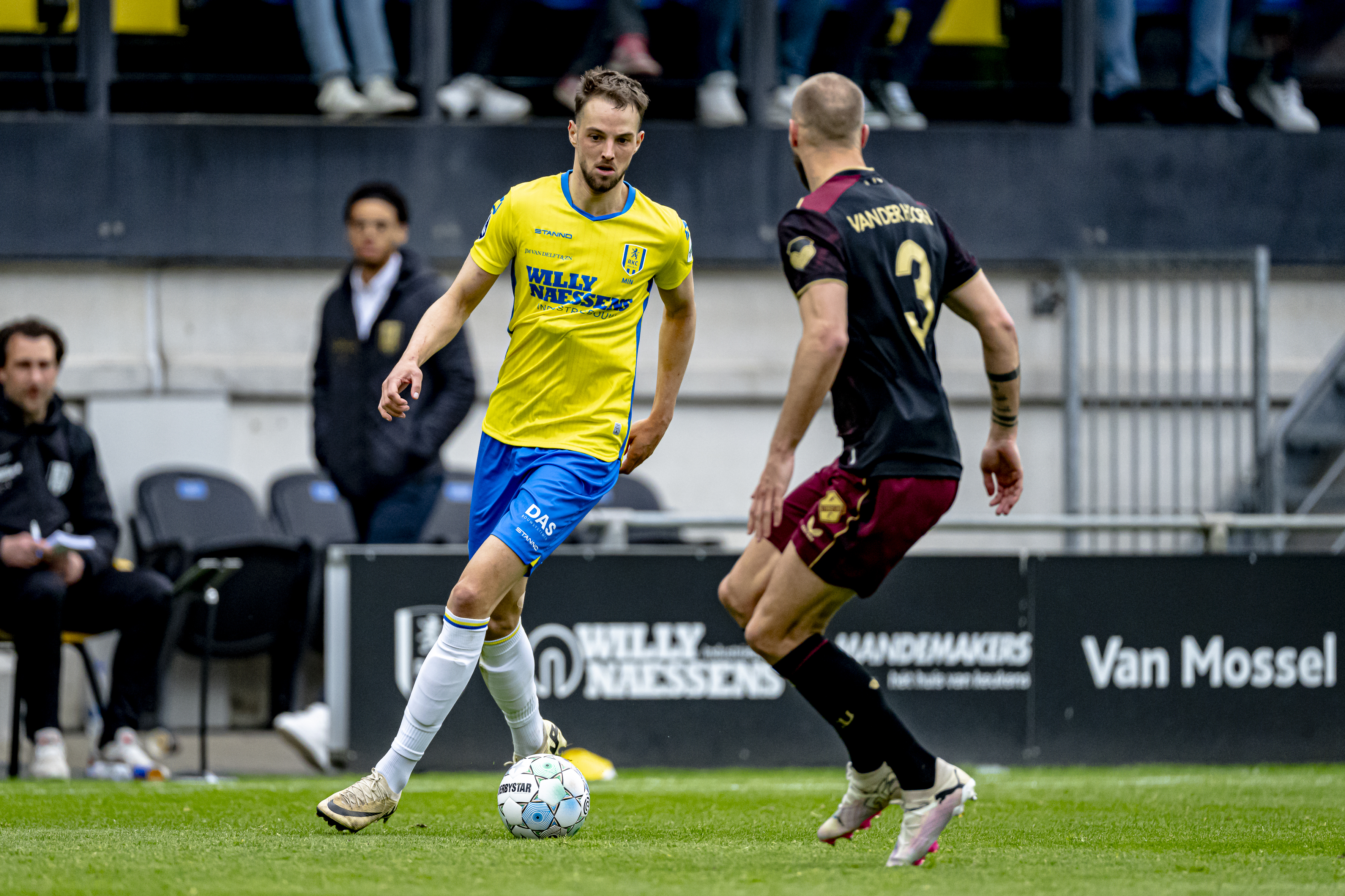 FC Utrecht vindt nieuwe spits in Waalwijk